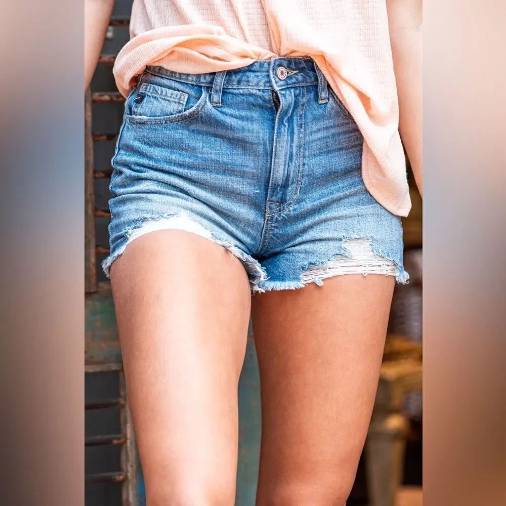 KanCan ISABELLE HIGH RISE MOM SHORTS NEW Size 9/28 - Picture 2 of 14